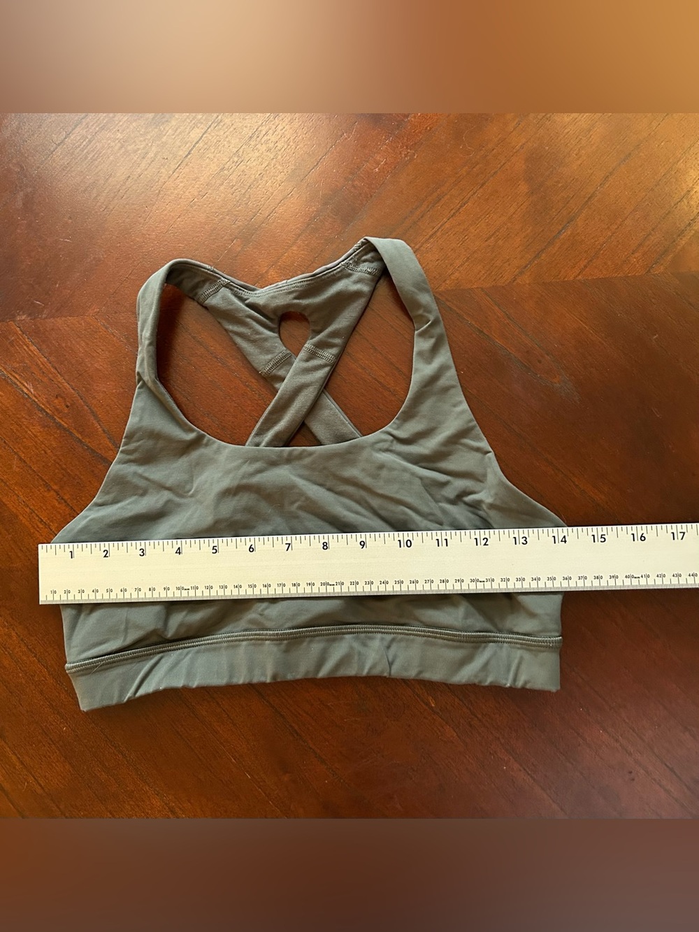 lululemon athletica Green Cross-Back Sports Bra size 8 - Picture 4 of 6